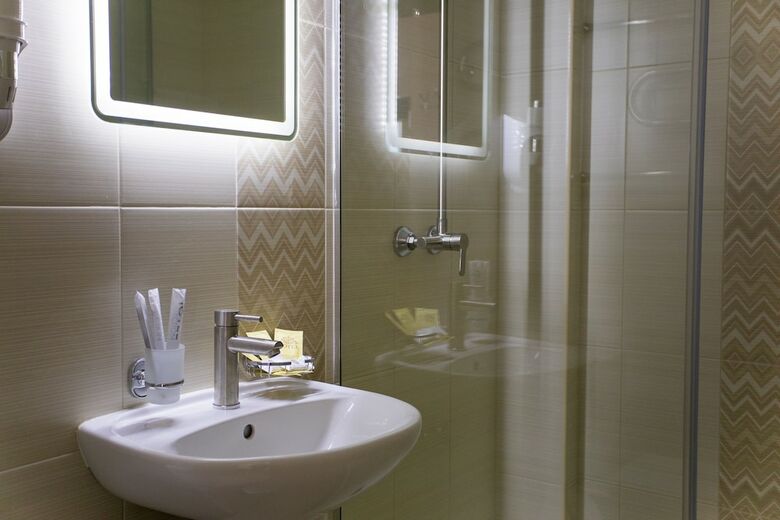 Hotel Alfa Plyus