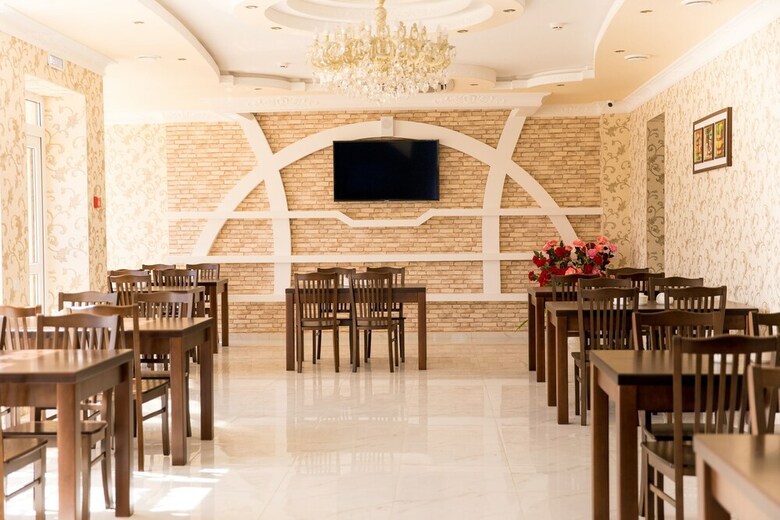 Hotel Alfa Plyus
