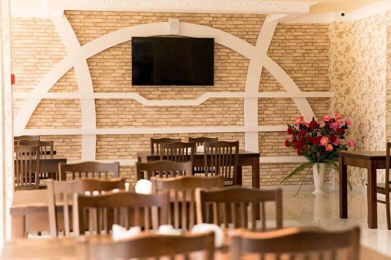 Hotel Alfa Plyus