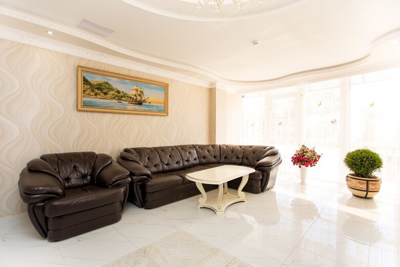 Hotel Alfa Plyus