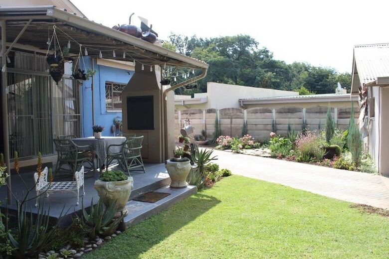 Hotel Mirabel Guesthouse