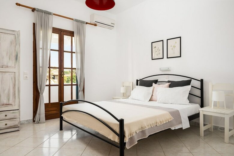 Marias Seaside Apartments