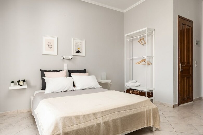 Marias Seaside Apartments