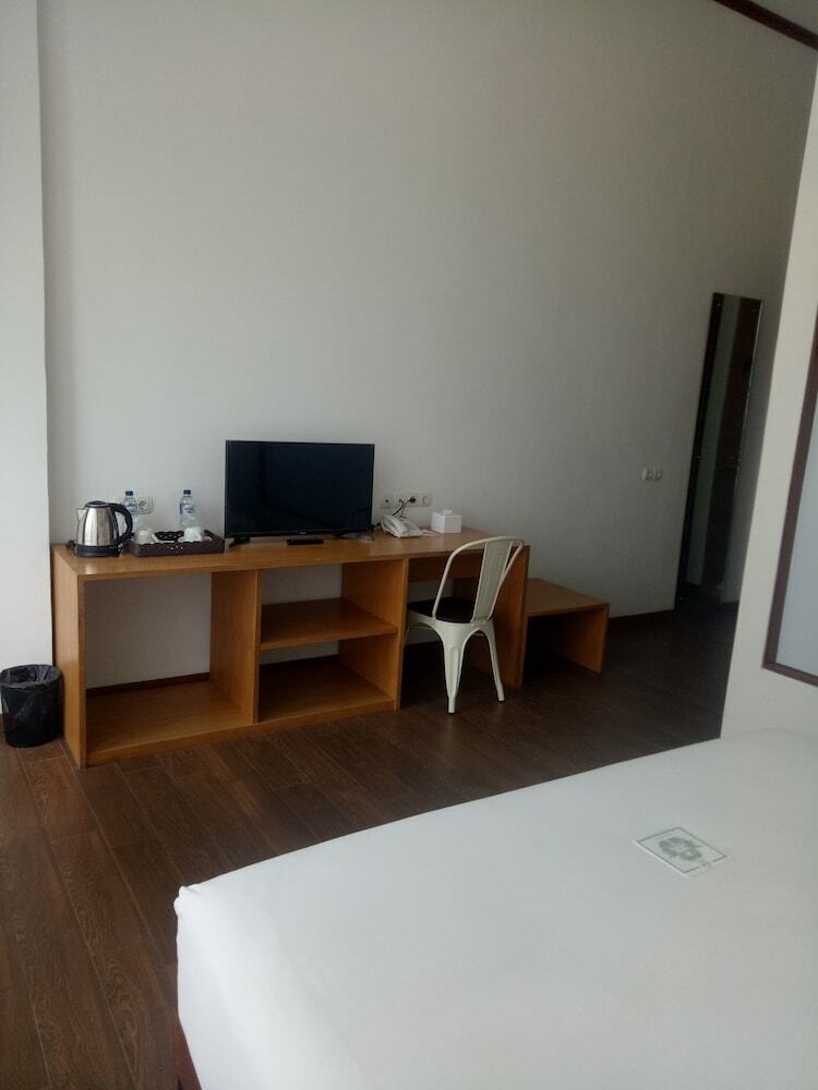 Bed & Breakfast Pondokan Tjiburial