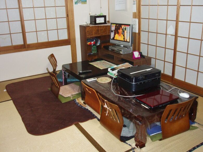 Hostal Takama Guest House - Hostel