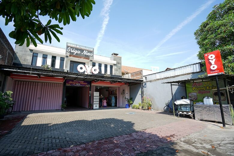 Hotel Oyo 720 Griya Nina Syariah