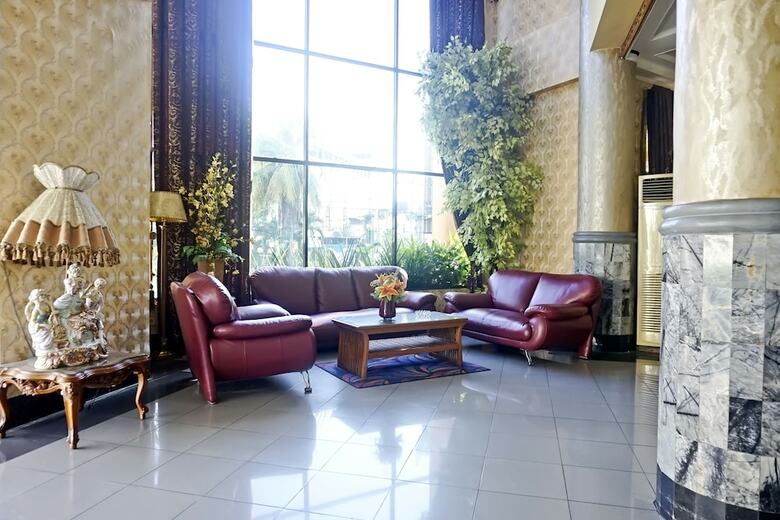 Oyo 805 Hotel Dyan Graha