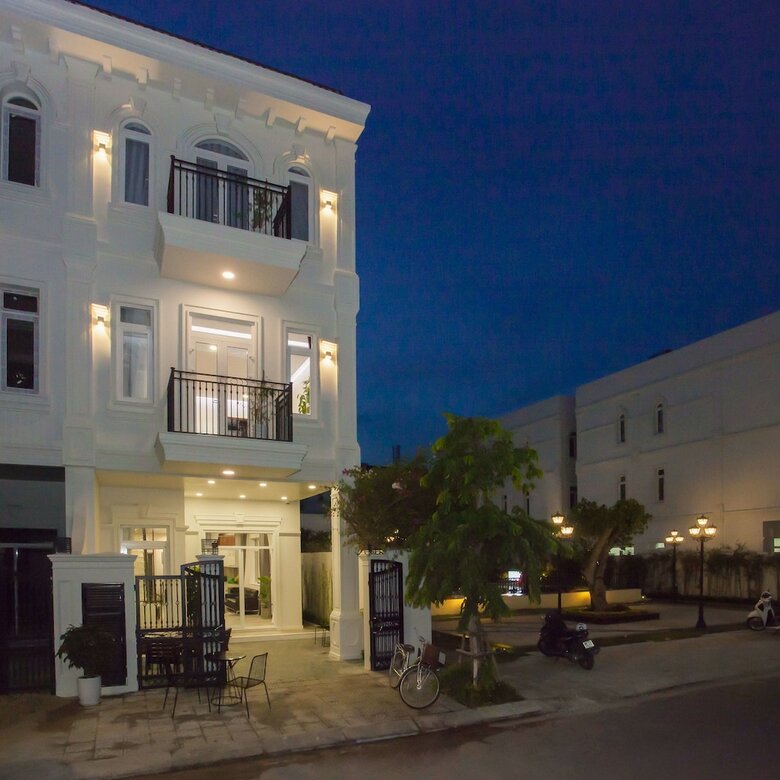 Mer Villa & Hotel Da Nang