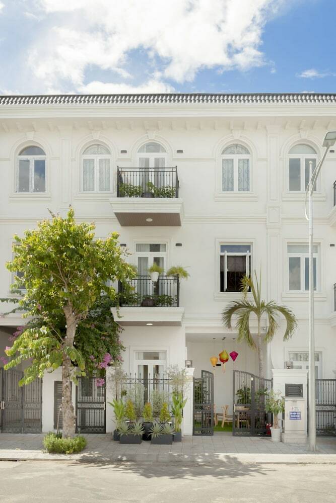 Mer Villa & Hotel Da Nang