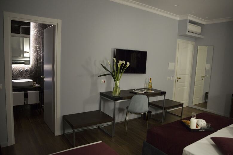 Bed & Breakfast Unicum Roma Suites