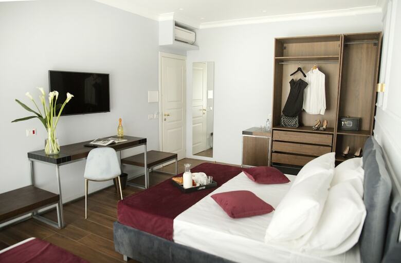 Bed & Breakfast Unicum Roma Suites