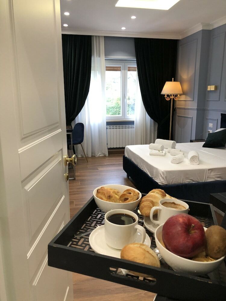 Bed & Breakfast Unicum Roma Suites