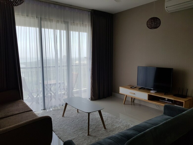 Apartamentos Skyview Teega @ Puteri Harbour