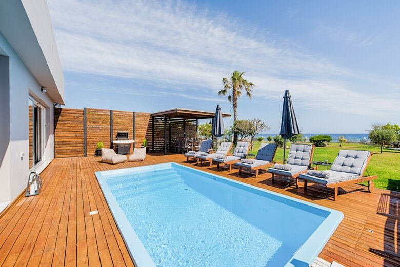Villa Nastazia Luxury Beach House