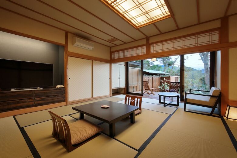 Ryokusuitei