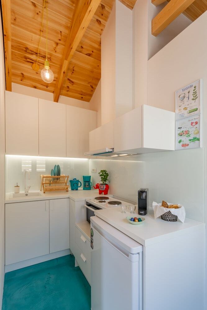 Chandakos 8 Design Apartments