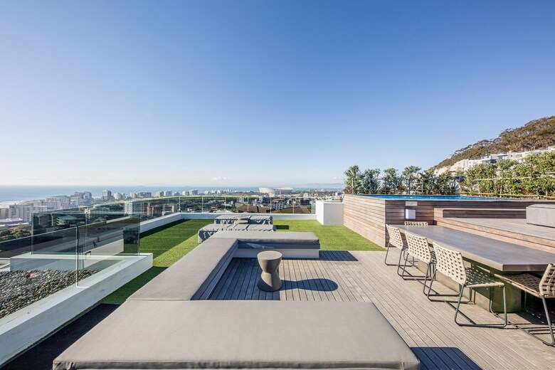 Hotel Penthouse On B