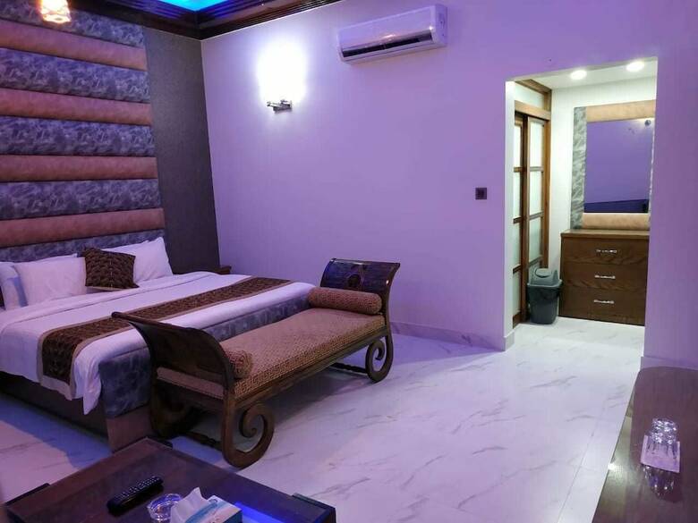 Seashell Inn Hotel