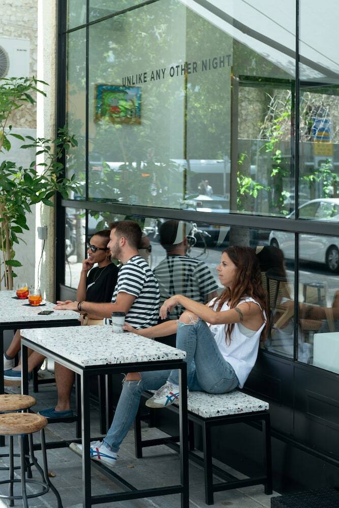 Hostal Isla Tel Aviv - Adults Only
