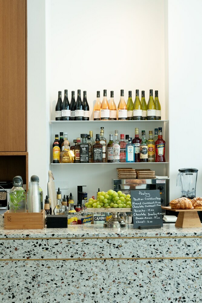 Hostal Isla Tel Aviv - Adults Only