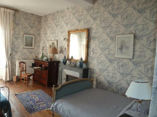 Bed & Breakfast Ch�teau De La Chabroulie