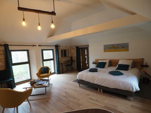Hostal La Cotini�re