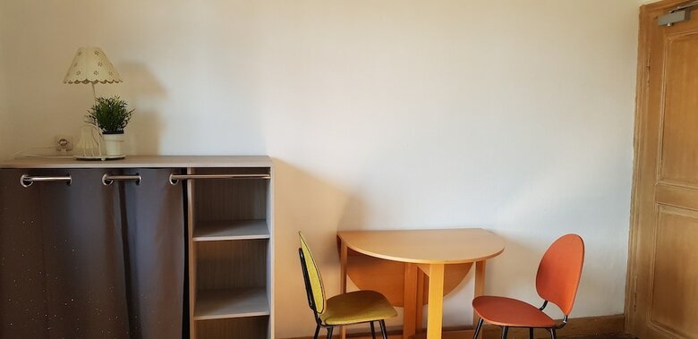 Hostal Domaine Des Brimbelles Hostel