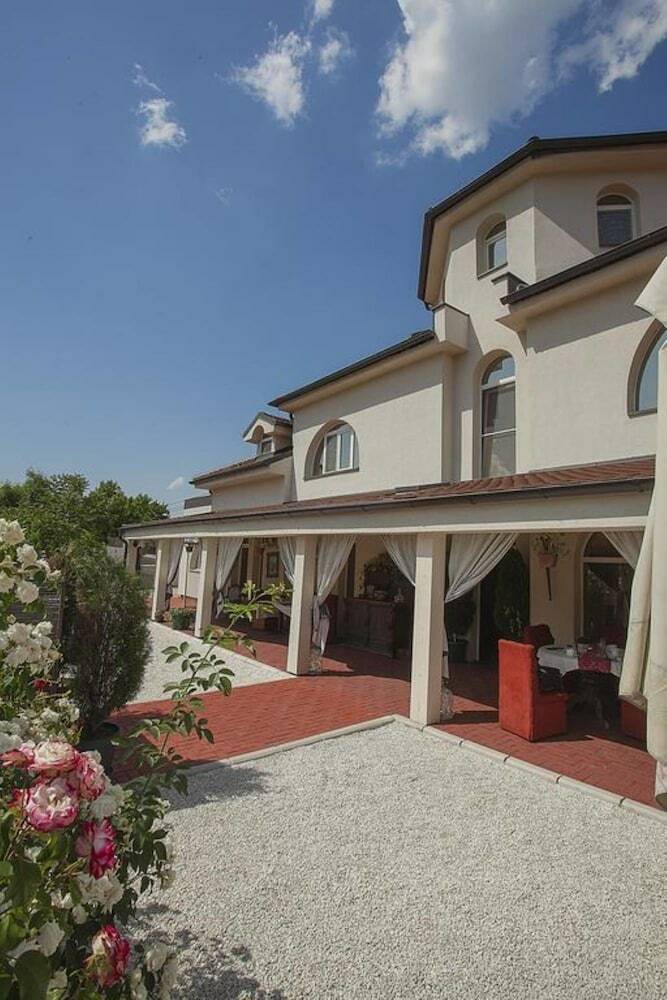 Villa Rococo