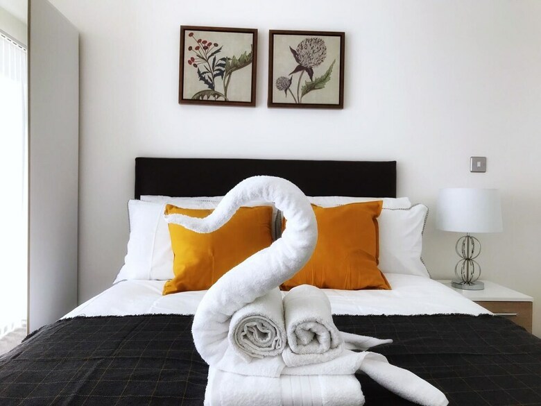 Snapos Luxury Serviced Apartments Shield House