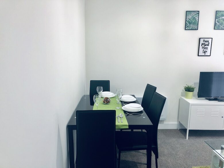 Snapos Luxury Serviced Apartments Shield House
