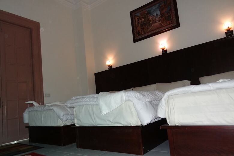 New City Hotel