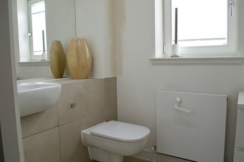 Modern 2 Bedroom Apartment With Parking