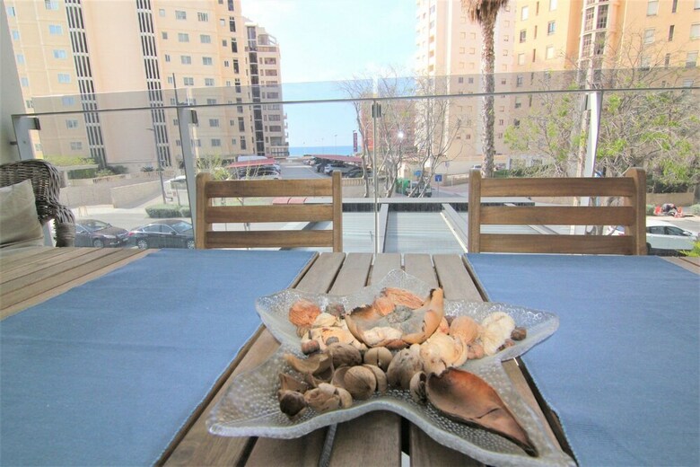 Apartamentos Miradorbeach-1�l�nea Playa-wifi Y Garaje Gratis