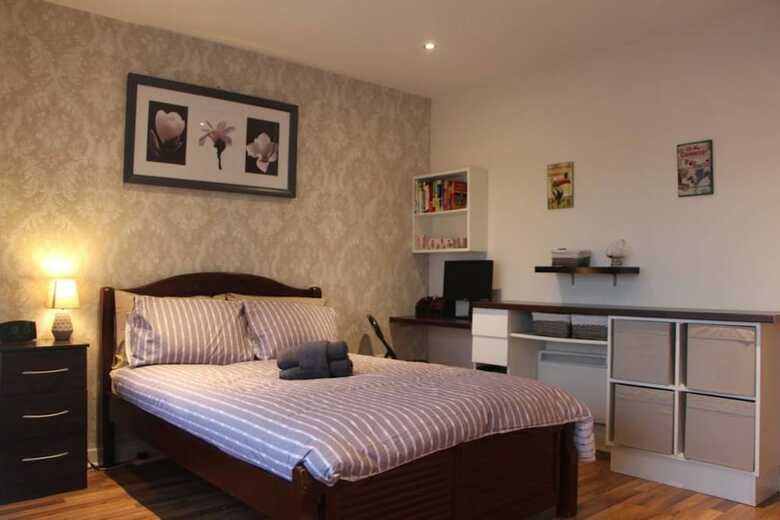 Apartamentos Stylish 2 Bedroom Smithfield Flat With Balcony
