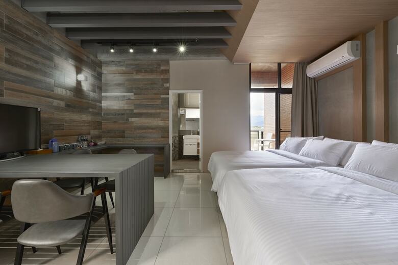 Hotel Enjoy Sanheyuan