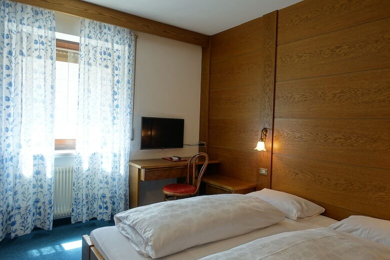 Hotel Schuster