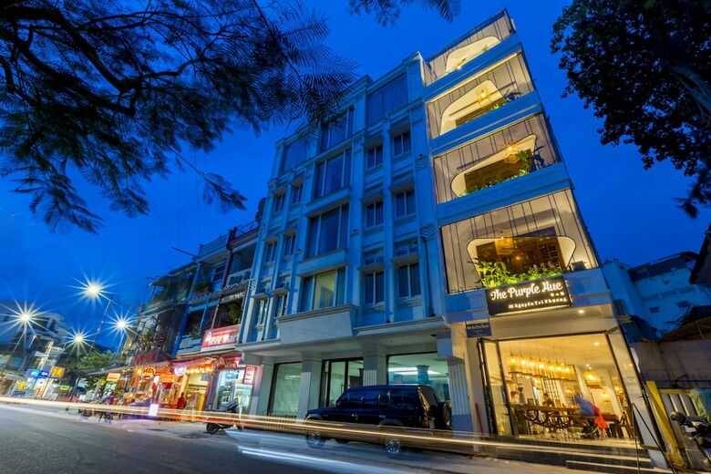 Hotel Purple Hue Bnb Central Hub