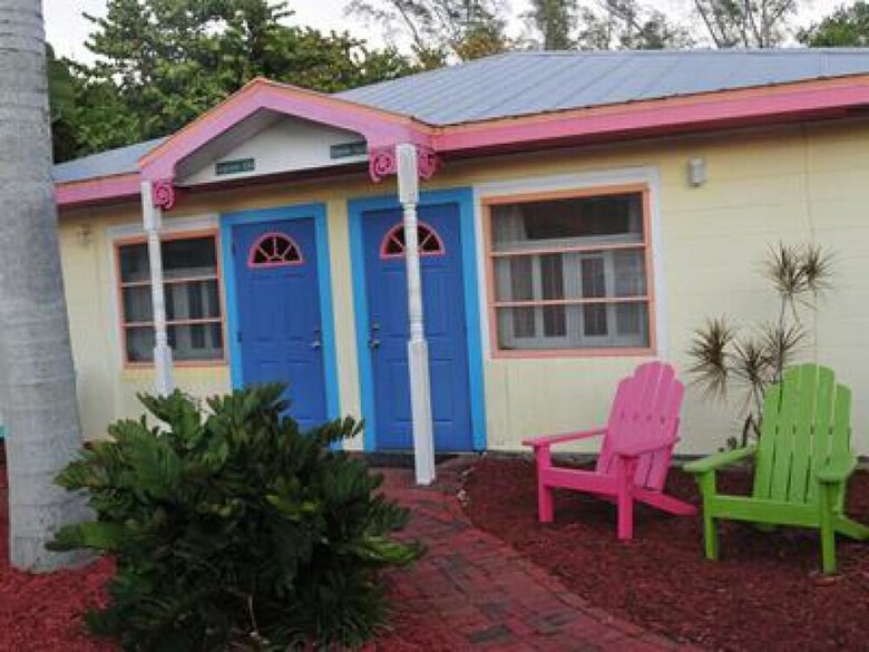 The Palmview And Sandpiper Inns