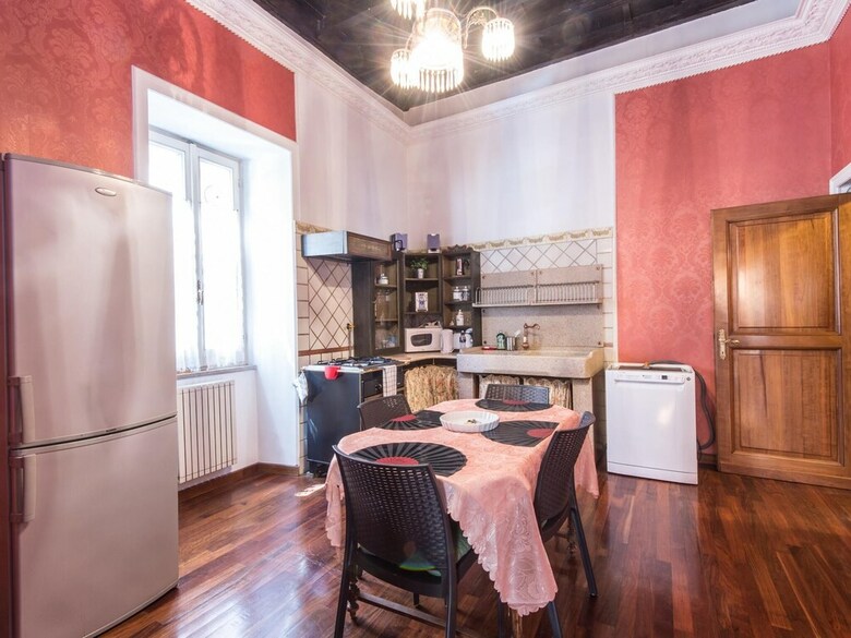 Rsh Spanish Steps Luxury Apartment