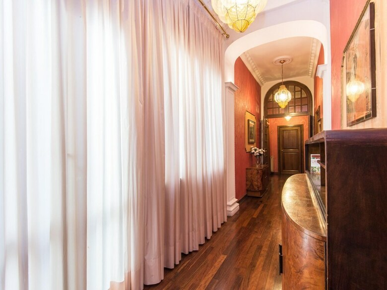 Rsh Spanish Steps Luxury Apartment