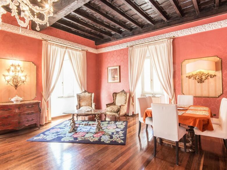 Rsh Spanish Steps Luxury Apartment
