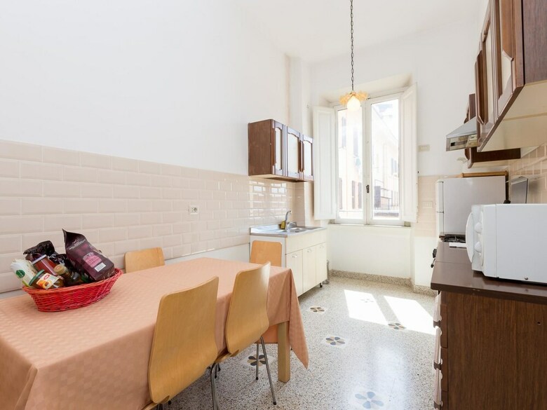 Rsh Vatican Comfortable Sunny Apartment