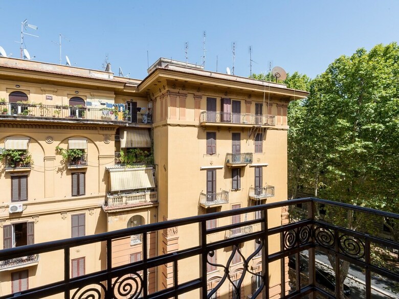 Rsh Vatican Comfortable Sunny Apartment
