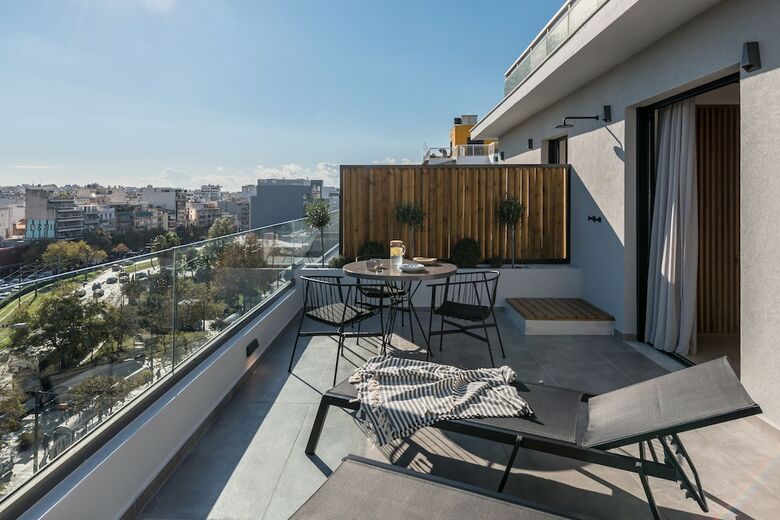 Apartamentos Hub Suites Luxury Living In Athens