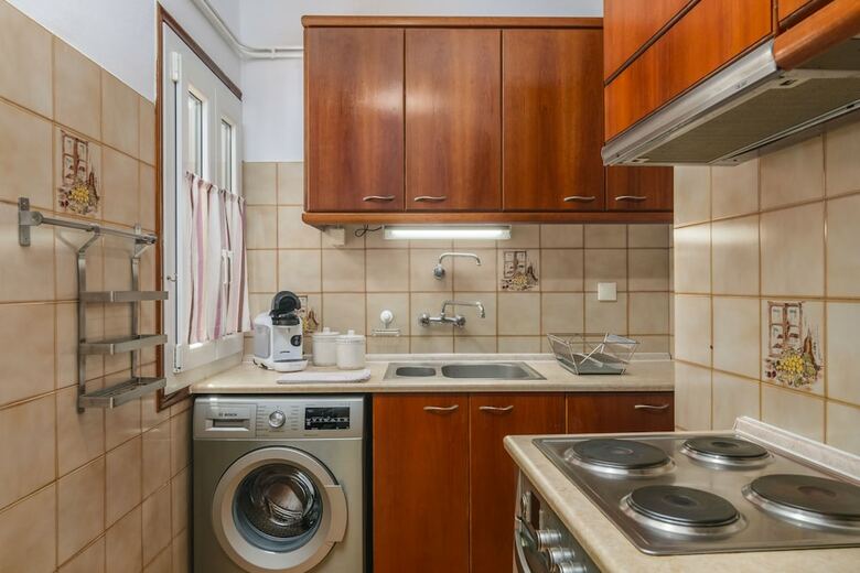 Lovely Maisonette In Beautiful Milos