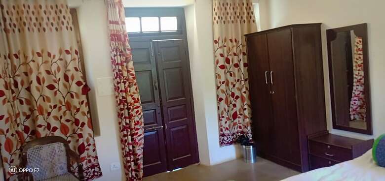 Hotel Royal Heritage Lake View Resort