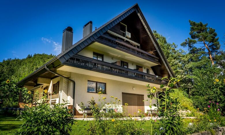 Hotel Tourist House Capricorn
