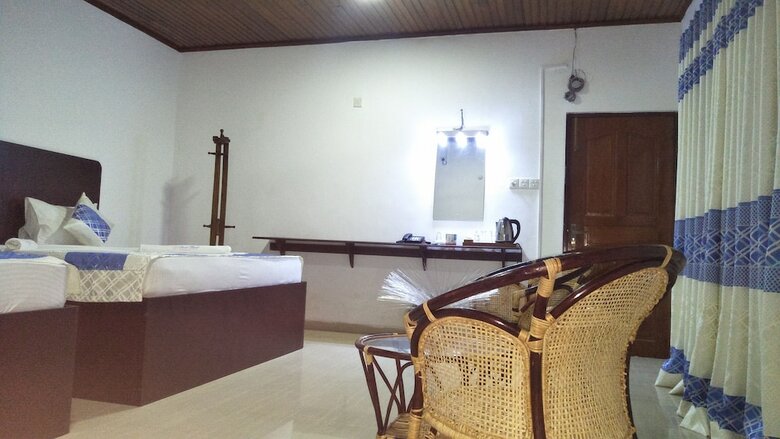 Hotel 9 Pearls Resort