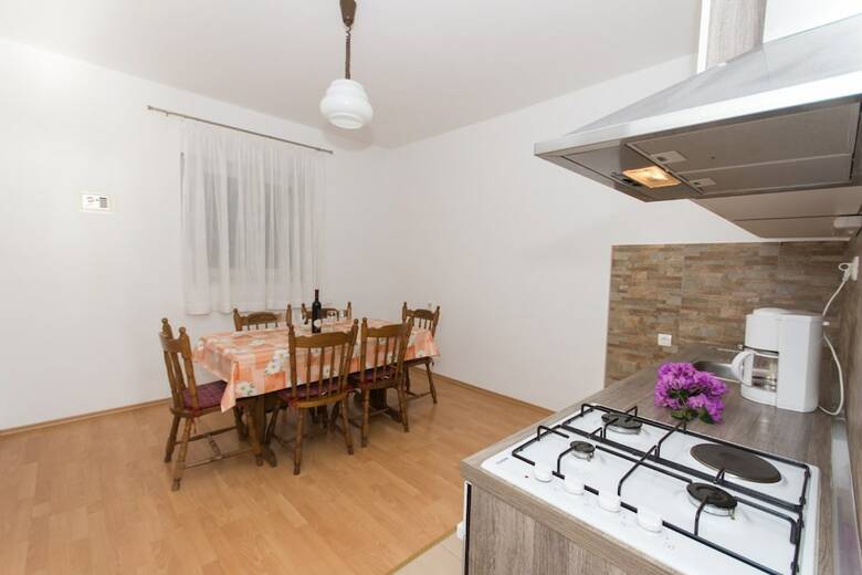 Apartments Mastelic