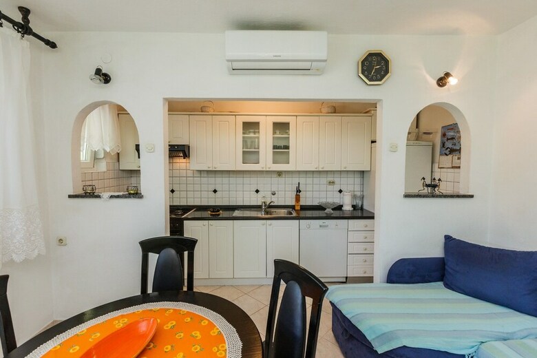 Apartamentos House Grgin